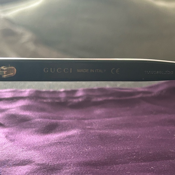 Gucci Sunglasses - Picture 6 of 8